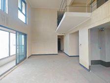 (荐)叠拼别墅,业主急售带露台50平 ,赠送60平!