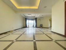 来福士旁边 一线江景大平层 卧室客厅全看江 楼下轻轨站