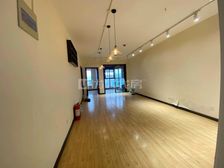 黔灵公园旁北京路银海元隆电梯三室户型方正产权清晰