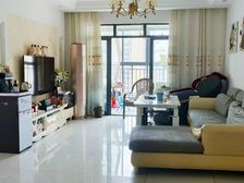 大营坡 小三房 近医院 商业配套成熟 装修好 次新房 临地铁