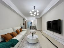 保利观塘 次新小区 三房 带120平转角大露台