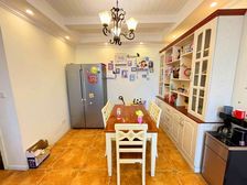 小三居 满二 精装修 中间好楼层 电梯房 小区新