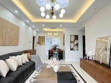 南岸区 金辉融侨半岛香弥山2号 精装三房 急售