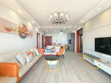 New(王炸 好房)鸳鸯轻轨旁 精装大四房 门口永辉超市!!