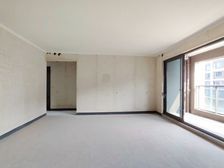 新上 133万带走顶楼横厅洋房 视野开阔采光好 周边配套完善