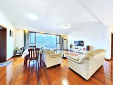 安信湖畔天地坊经典大3居格局无浪费电梯房价钱可议