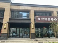 出售!晋阳街小区大门口间!现铺!不限业态!