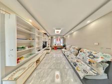 核心此房诚心出售,精装修,采光视野无遮挡