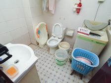 次新房 小区环境优美 近14.15号线 对面就是公园