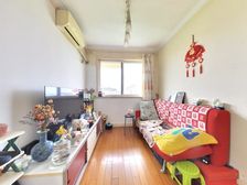 一梯两户,边套全明两室一厅,房屋正气,诚意出售