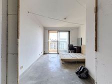 南北通透户型,凤凰楼层,毛坯房,房东诚心出售,看房方便