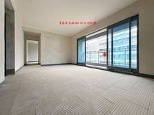 高新区 轻轨旁 横厅3房洋房 总高6层 带车位 随时看房