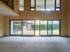 送车位送物业费带地下室带花园带露台 和南余