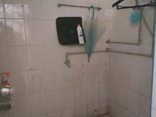 渝中解放碑巴教村 南向两居 满二精装 总价102万