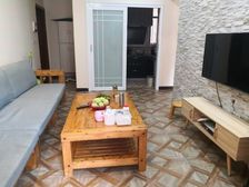 看房方便 小区绿化高 楼层好 超低密度 诚心出售 避暑房