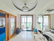 龙之梦对面,大家源新城,3房2厅,飞机户型,一梯两户,采光足