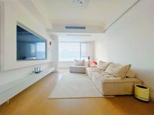 两江新区轻轨站旁龙湖天街对面品质次新洋房小区精装修视野开阔!