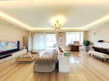 嘉誉湾标准板式大四房 诚意出售 看房方便 保养新 满五V一