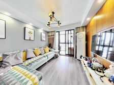 华亭荣园三期 三开间朝南户型 采光辣眼睛 看中价可谈