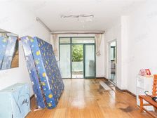 居家装修,采光充足,电梯房,小区中心位置,大开间