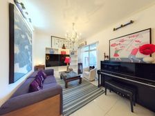 德荣小区电梯房正规3居室带独立客厅出行方便有钥匙