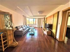 小区中心位置,看房方便有钥匙!正看小区中心花园,价格可大刀