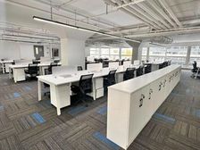 独栋独栋,总共4个整层出租。单层515平米可整可分 三面采光