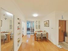 房东置换,急售,带地暖带车位,精装修保养好