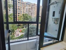 虹桥新城 双卫 正规商品房 交通便利 商业配套成熟 带电梯