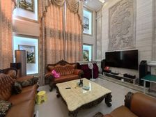 三正半山豪苑(别墅) 南北通透 交通便利 装修好 商圈成熟