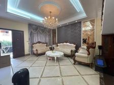 三正半山豪苑(别墅) 居住密度低 交通便利 南北通透 环境好