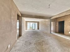 雨花毓秀 4室2厅 180平电梯通车库