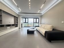 金昌富竹苑 好地段,商圈成熟,多路公交车,十分方便