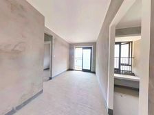 高楼层采光充足 车位充足 次新小区 双卫生间 带电梯