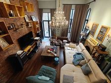 松江新桥英郡雷丁豪华装修别墅 拎包入住 小区地理位置好诚意售