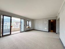 业主急售一梯两户 次新小区 大横厅满二