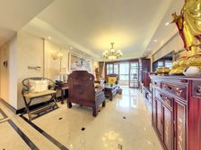 2007年品质小区 270万精装修 全屋地暖 含产权车位!