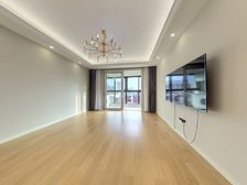 虹桥乐庭前排小高层,南北通透,带车位,地暖 空调 位置安静!