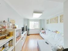 精装好房来了,拎包入住,大2房采光佳位置好M7线500米。