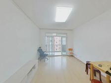 次顶楼,户型正毛坯房可根据喜号设计,成熟社区。