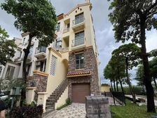 【单边联排别墅】急降30万近珠海蓝山别墅大花园全新精装带车库