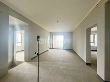 3室 电梯房 毛坯 南北通透 113平 诚心出售 价格可议