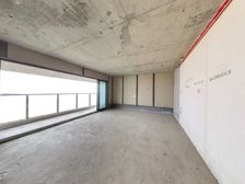 愉景苑一线河景房,清水毛坯横厅大四房,靠浏阳河风光带