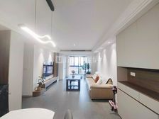 瀚学融府 精装 3室 房东急置换 诚心出售