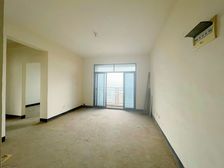 黄泥磅清水三房 业主去外地急售 位置好朝中庭 临近轻轨