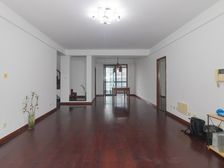 顶楼复式附一室双露台 临河景观罕见房源 新商场旁