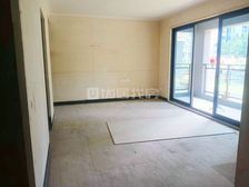 重庆核心区横厅3室,房东急置换(带超大露台),21年次新房!