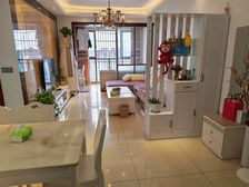 香颂湾 天来豪庭旁边 医疗配套成熟 有电梯 精装修 干净卫生