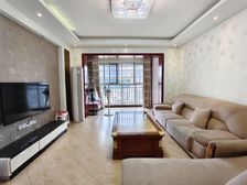 单价4000多买江东大道精装大平层