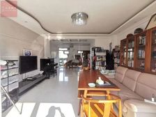 中信凯旋城南向精装三房 满五高层户型